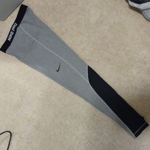 Nike pro leggings